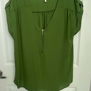 NWOT Ladies blouse